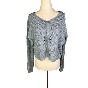 Takara sweater women’s  small blue V-neck cropped long sleeve casual soft